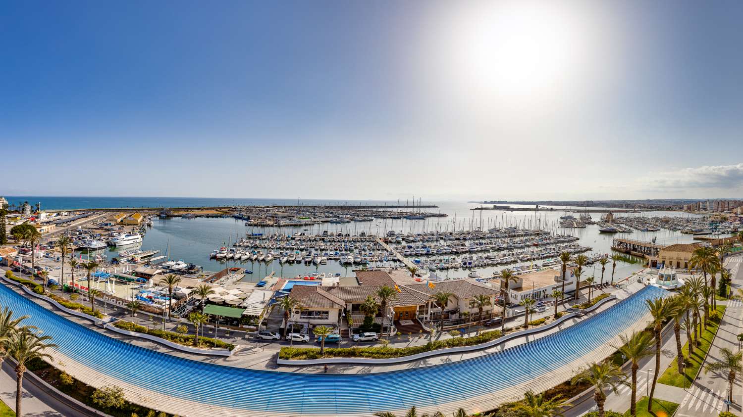 Fully renovated 1-bedroom apartment with communal pool just 530 metres from the sea
