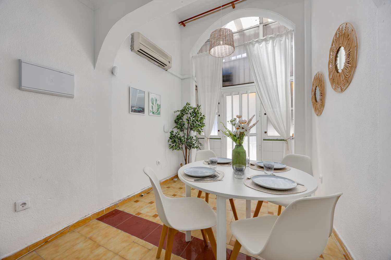 Fully renovated 1-bedroom apartment with communal pool just 530 metres from the sea