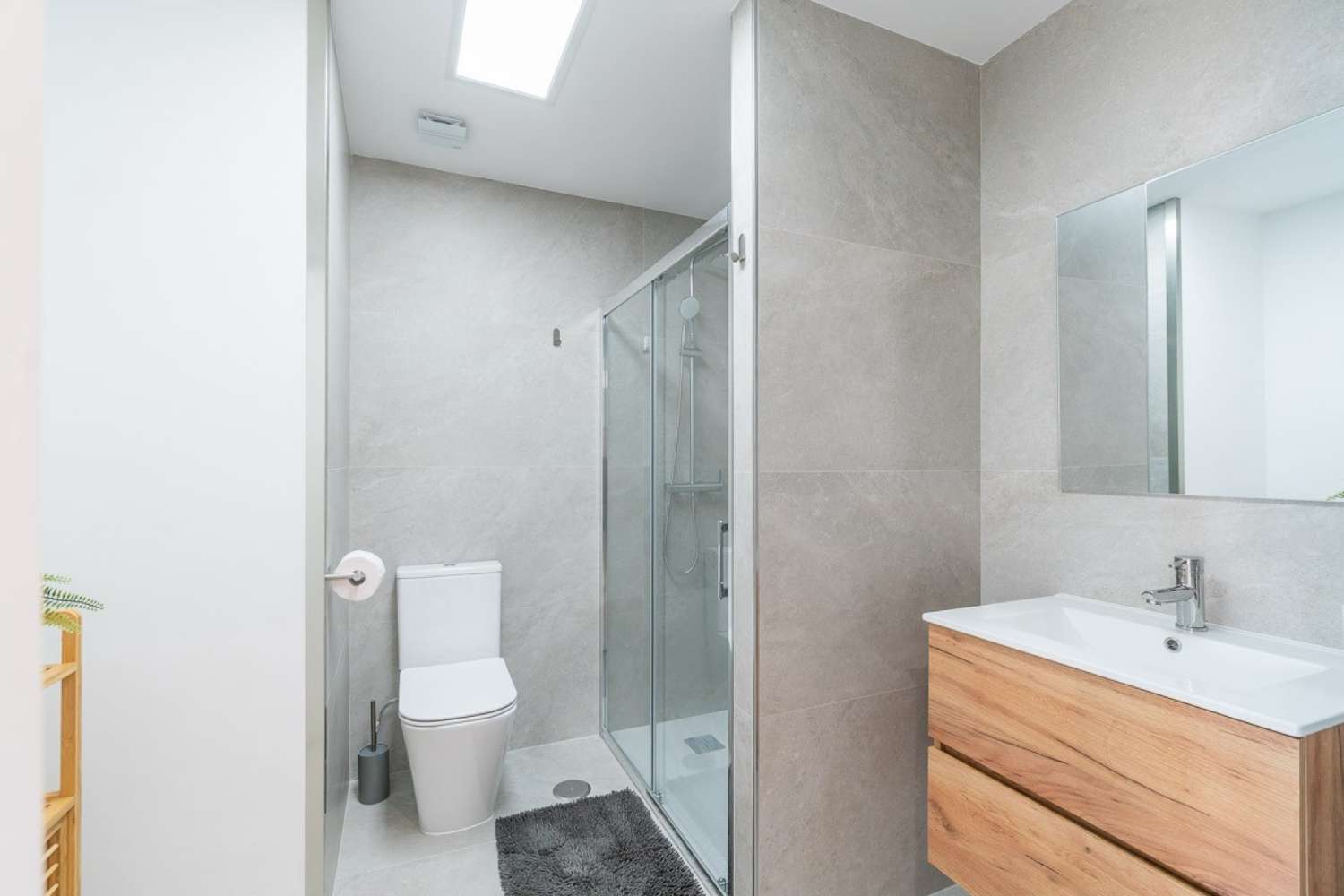 Fully renovated apartment in La Mata – just a few steps from the beach
