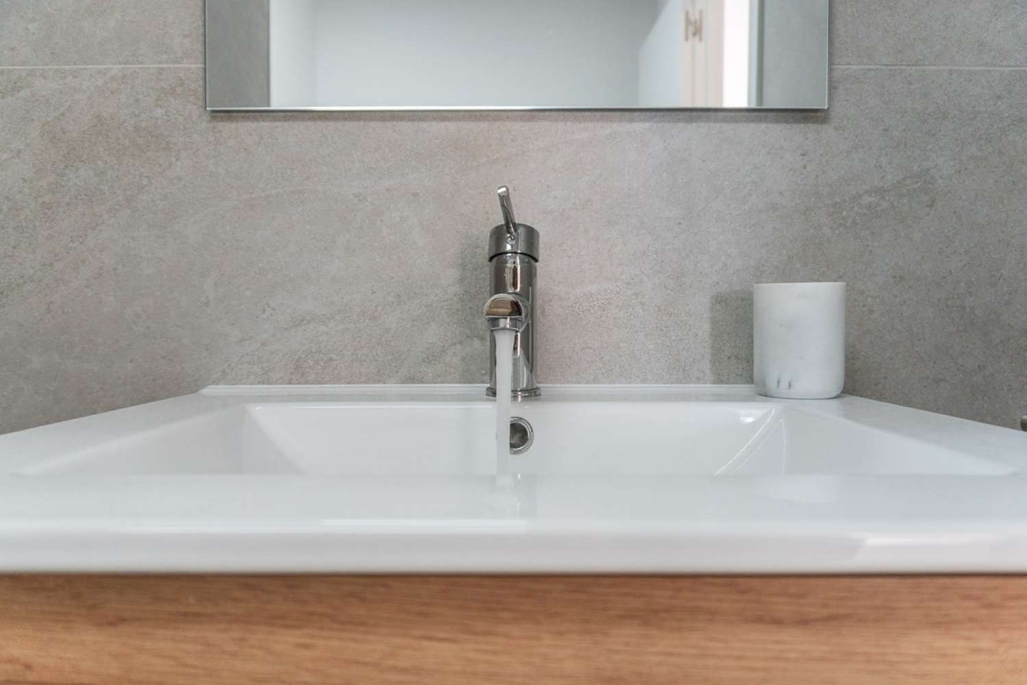 Fully renovated apartment in La Mata – just a few steps from the beach