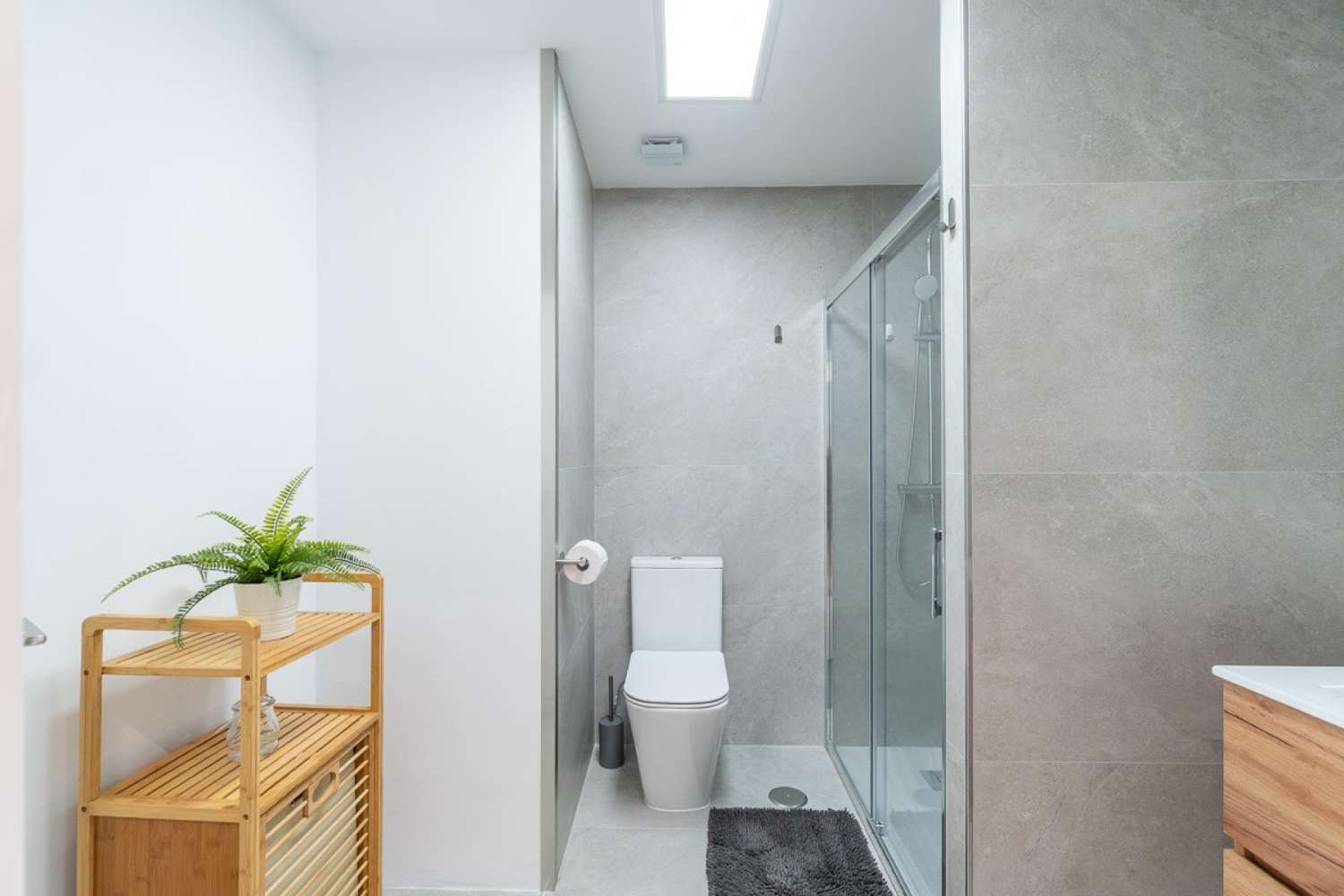 Fully renovated apartment in La Mata – just a few steps from the beach
