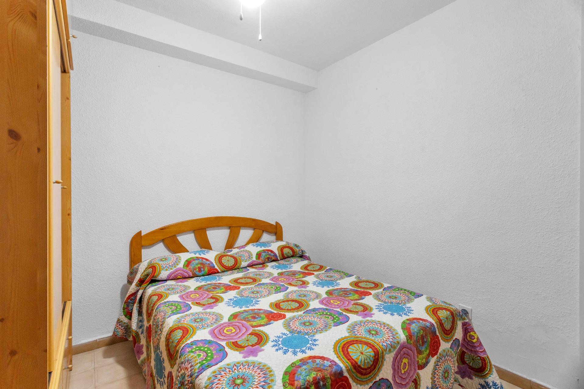 Ground-floor bungalow with terrace 400 metres from Los Náufragos beach – Torrevieja