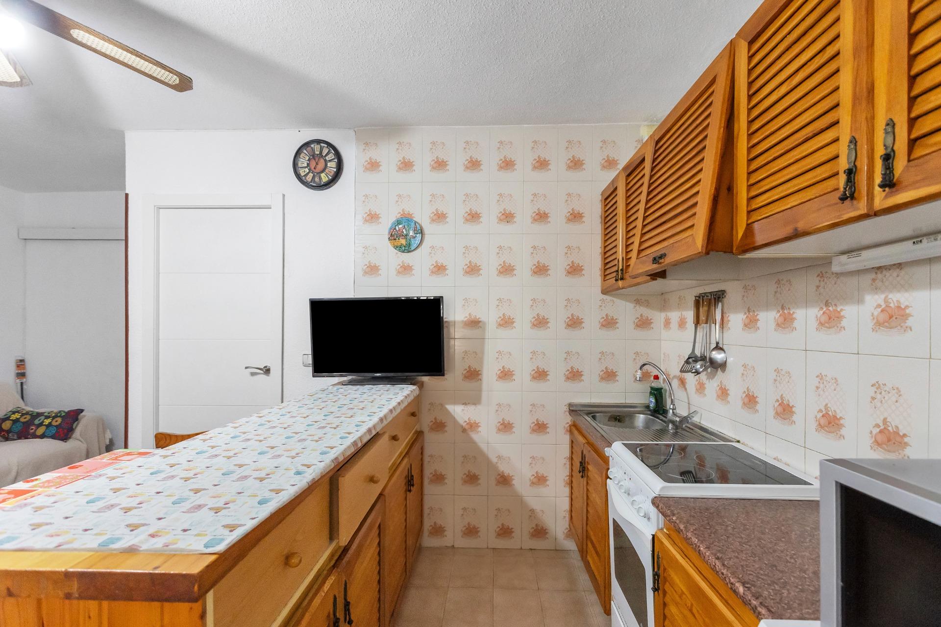 Ground-floor bungalow with terrace 400 metres from Los Náufragos beach – Torrevieja