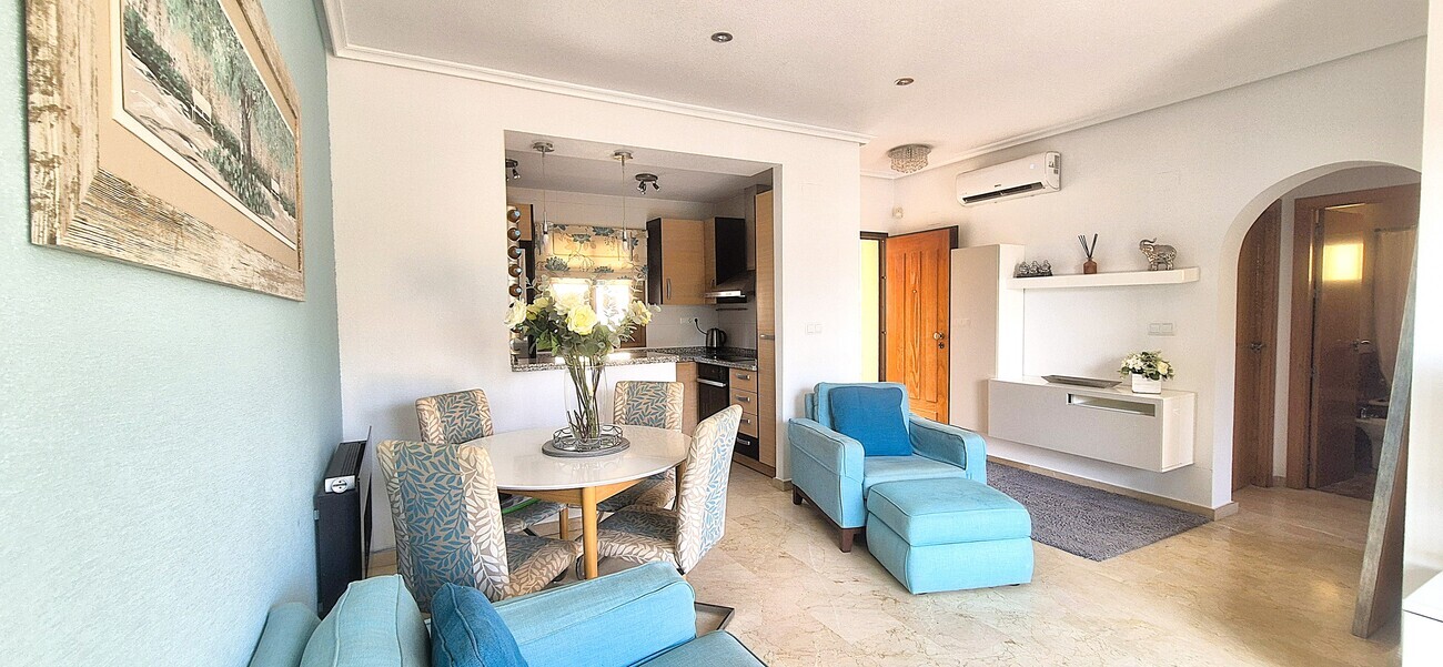 PENTHOUSE S PRIVÁTNÍM SOLÁRIEM A TURISTICKOU LICENCÍ – LAS RAMBLAS GOLF, ORIHUELA COSTA