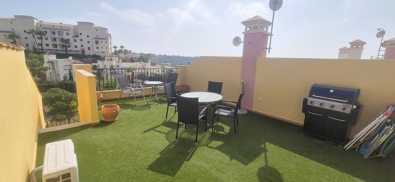 PENTHOUSE S PRIVÁTNÍM SOLÁRIEM A TURISTICKOU LICENCÍ – LAS RAMBLAS GOLF, ORIHUELA COSTA