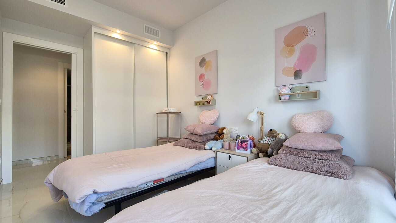 LUXUSNÍ APARTMÁN SE 3 LOŽNICEMI A PANORAMATICKÝM VÝHLEDEM NA MOŘE – AMANECER DELUXE, PLAYA FLAMENCA