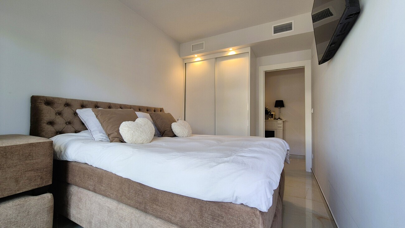 LUXUSNÍ APARTMÁN SE 3 LOŽNICEMI A PANORAMATICKÝM VÝHLEDEM NA MOŘE – AMANECER DELUXE, PLAYA FLAMENCA