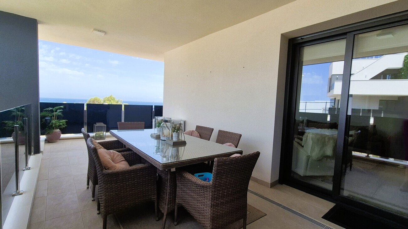 LUXUSNÍ APARTMÁN SE 3 LOŽNICEMI A PANORAMATICKÝM VÝHLEDEM NA MOŘE – AMANECER DELUXE, PLAYA FLAMENCA