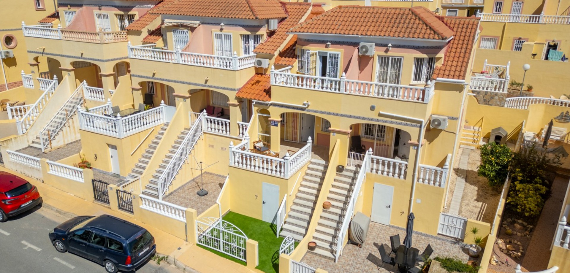 2-BEDROOM TOWNHOUSE WITH TERRACES AND COMMUNAL POOL – LAS FILIPINAS, ORIHUELA COSTA