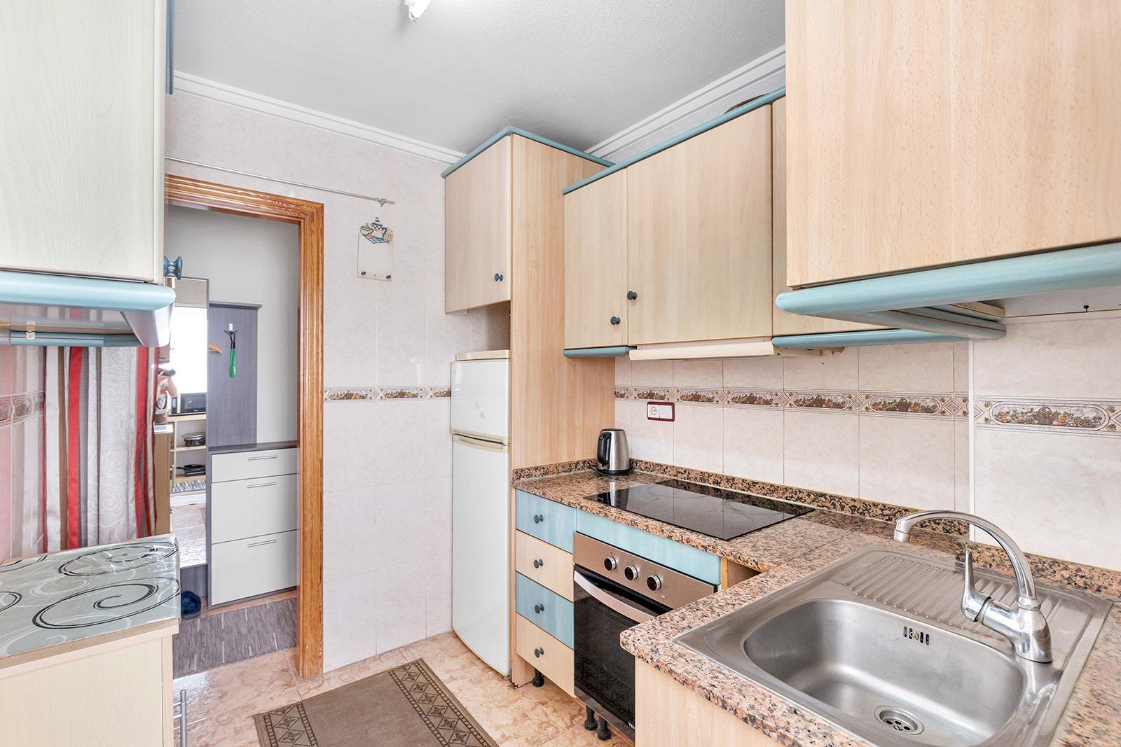 3-BEDROOM PENTHOUSE WITH SOUTH-FACING TERRACE, COMMUNAL POOL AND GARAGE – PLAYA DEL CURA, TORREVIEJA