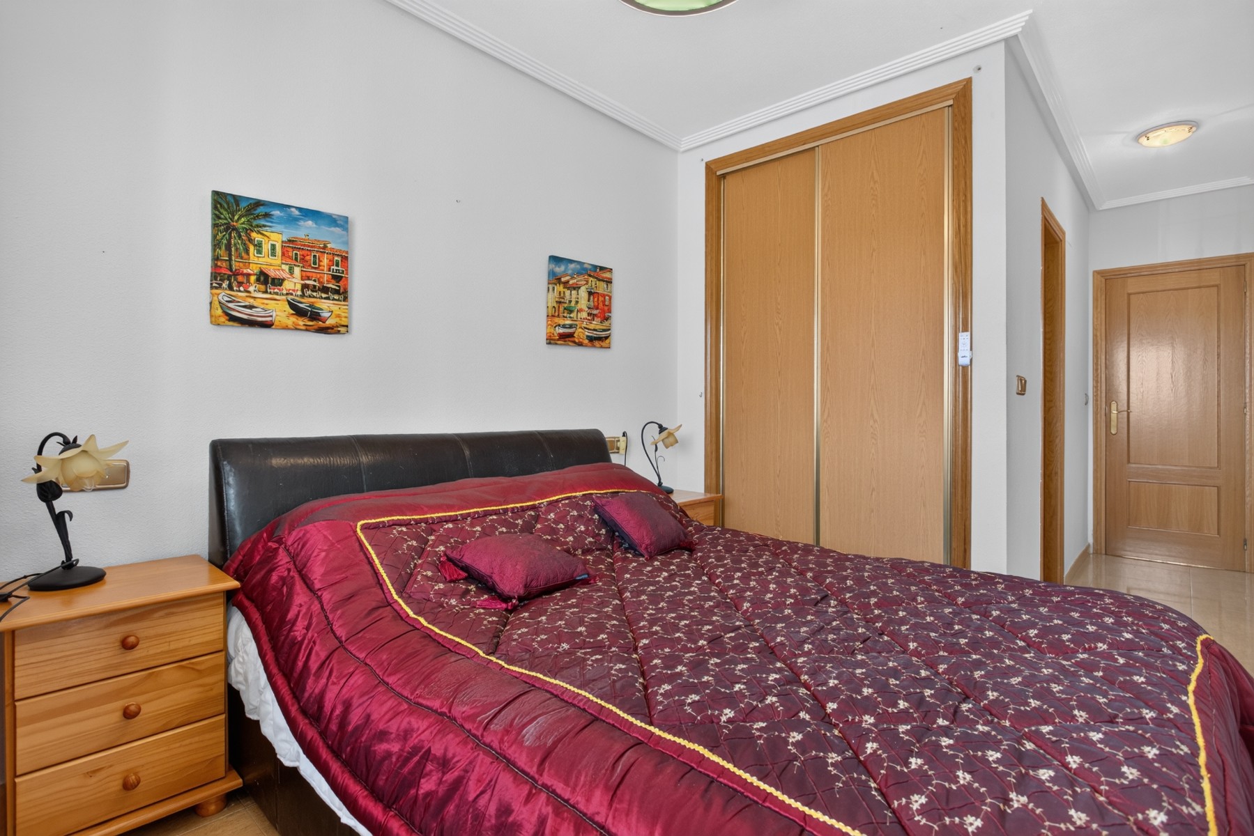 SINGLE-LEVEL 2-BEDROOM TOWNHOUSE WITH 2 TERRACES AND 55 M² PRIVATE SOLARIUM – LOS DOLSES / VILLAMARTÍN, ORIHUELA COSTA