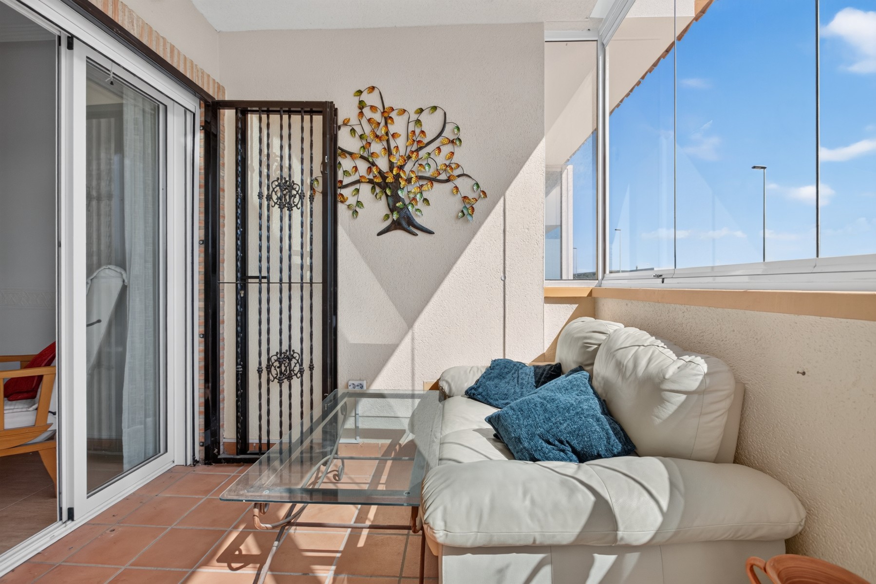 SINGLE-LEVEL 2-BEDROOM TOWNHOUSE WITH 2 TERRACES AND 55 M² PRIVATE SOLARIUM – LOS DOLSES / VILLAMARTÍN, ORIHUELA COSTA