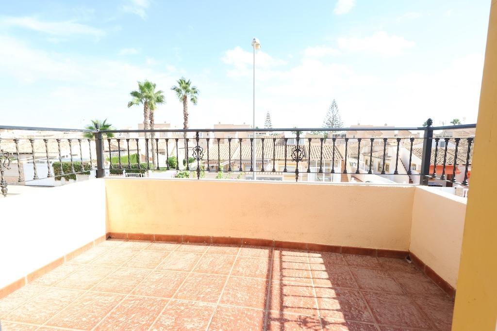 2-BEDROOM TOWNHOUSE WITH GARDEN, TERRACES AND SEA-VIEW SOLARIUM – PLAYA FLAMENCA, ORIHUELA COSTA
