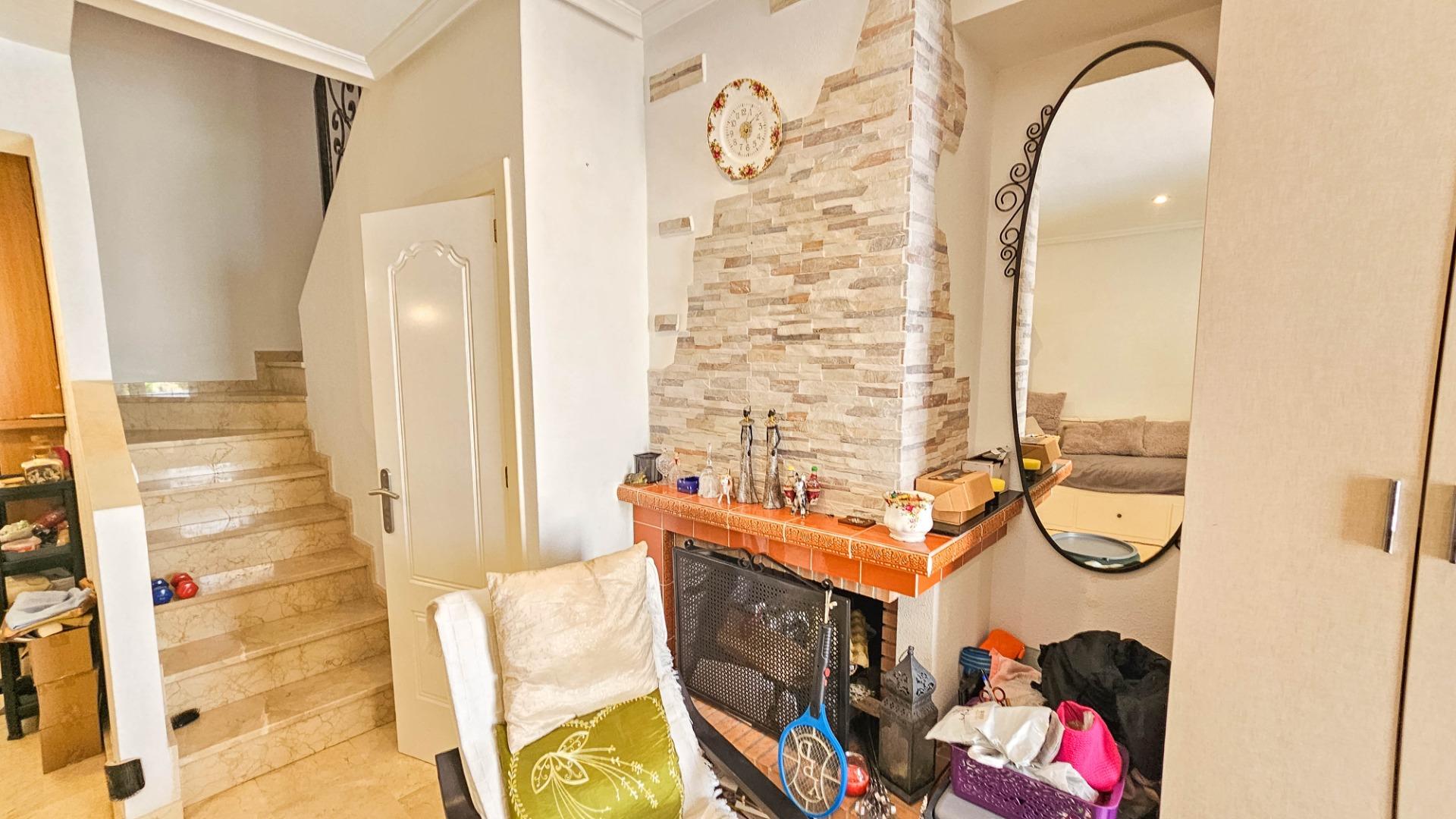 2-BEDROOM TOWNHOUSE WITH 2 BATHROOMS, FIREPLACE AND PRIVATE SOLARIUM – PAU-8 / VILLAMARTÍN