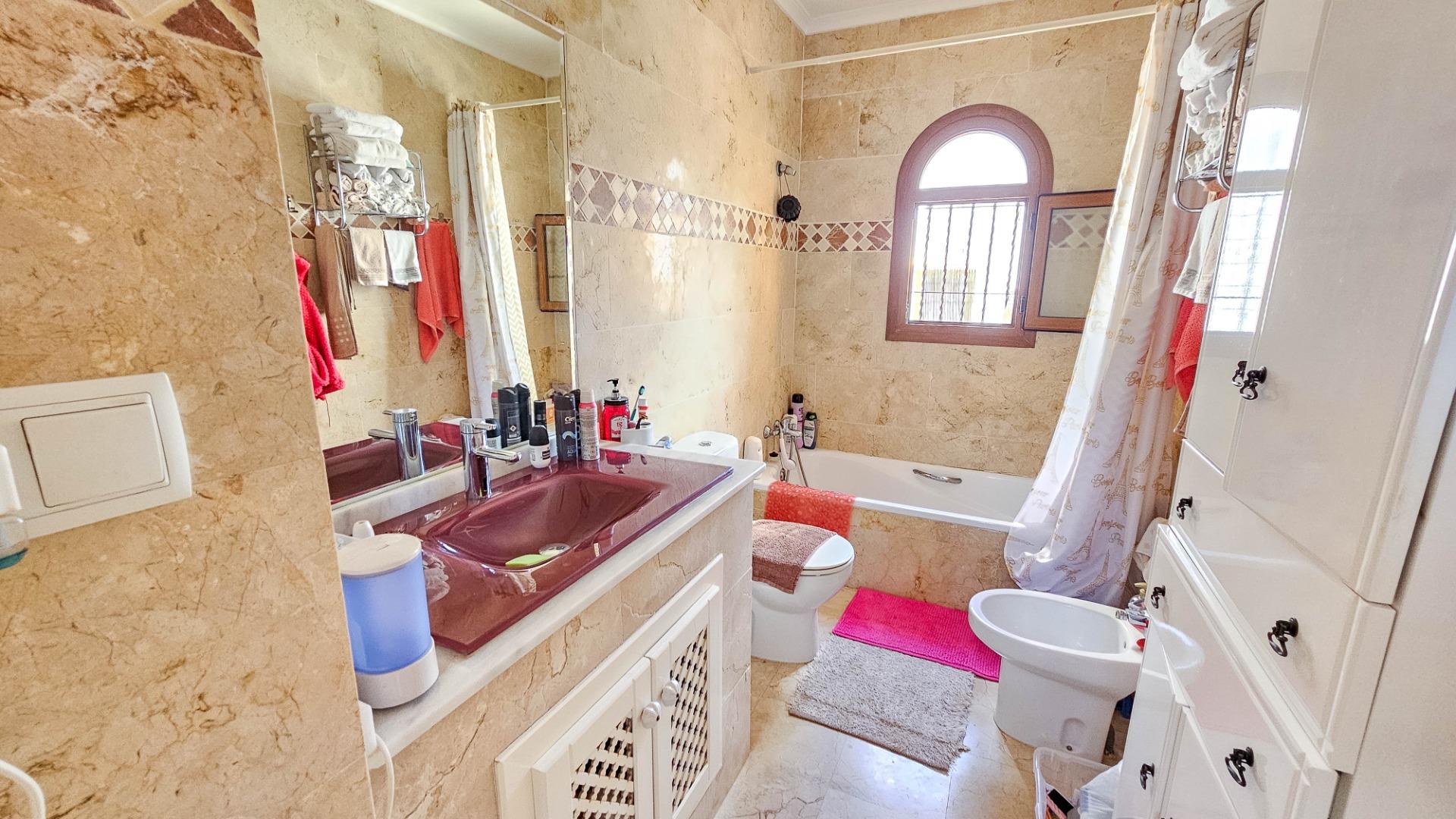 2-BEDROOM TOWNHOUSE WITH 2 BATHROOMS, FIREPLACE AND PRIVATE SOLARIUM – PAU-8 / VILLAMARTÍN