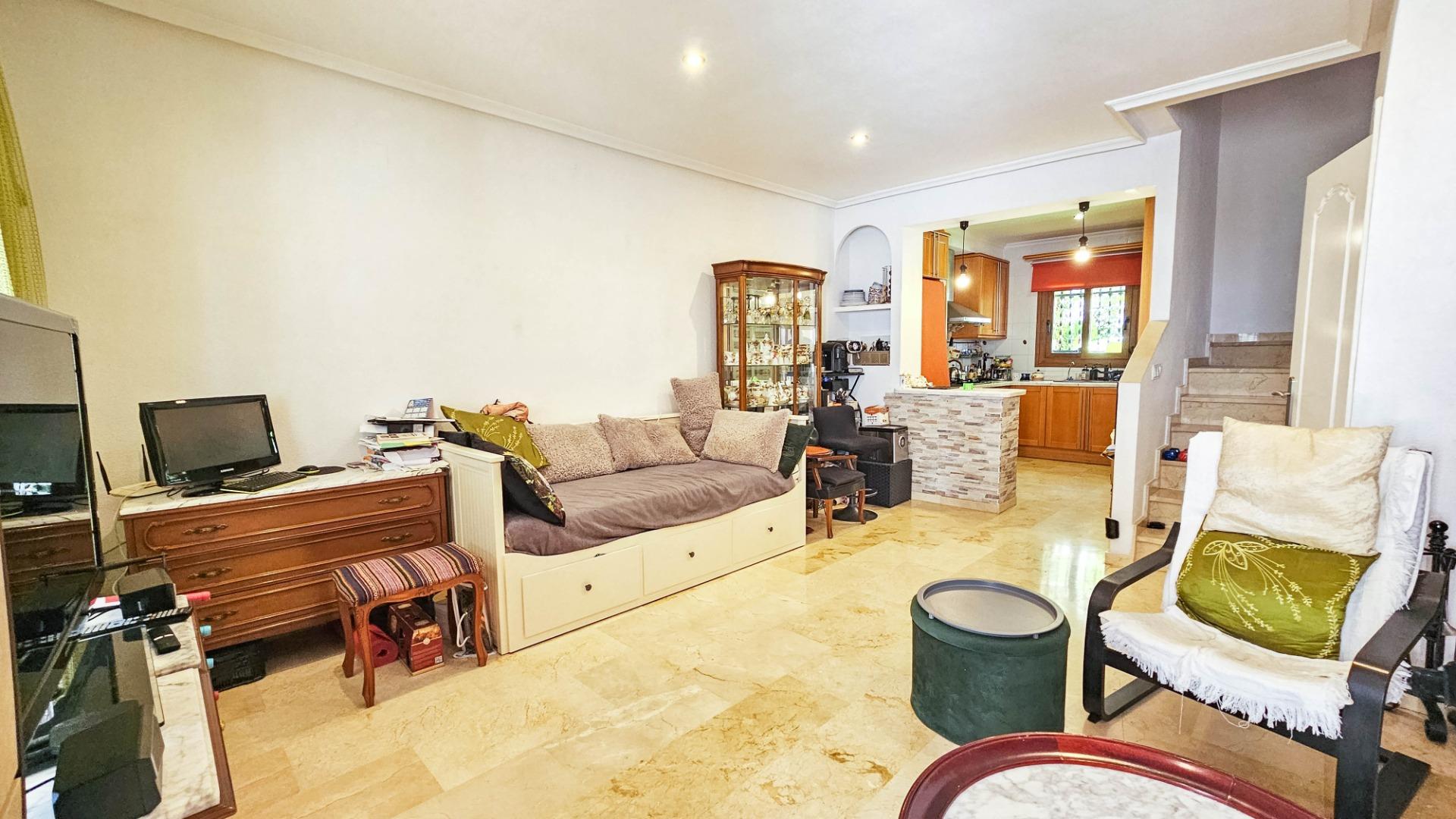 2-BEDROOM TOWNHOUSE WITH 2 BATHROOMS, FIREPLACE AND PRIVATE SOLARIUM – PAU-8 / VILLAMARTÍN