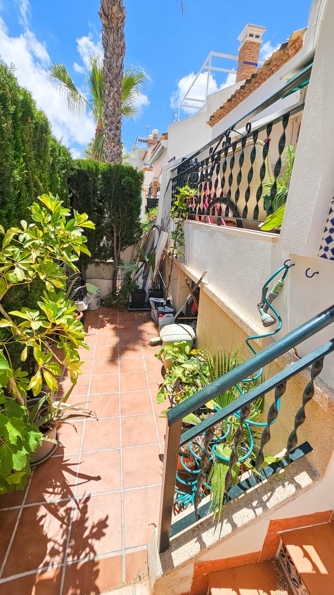 2-BEDROOM TOWNHOUSE WITH 2 BATHROOMS, FIREPLACE AND PRIVATE SOLARIUM – PAU-8 / VILLAMARTÍN