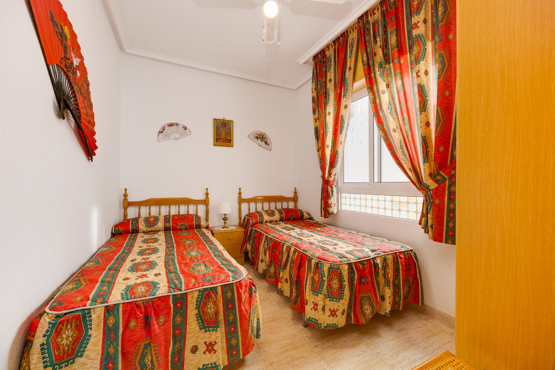 PENTHOUSE SE 2 LOŽNICEMI, TERASOU, GARÁŽÍ A BAZÉNEM – ACEQUIÓN, TORREVIEJA