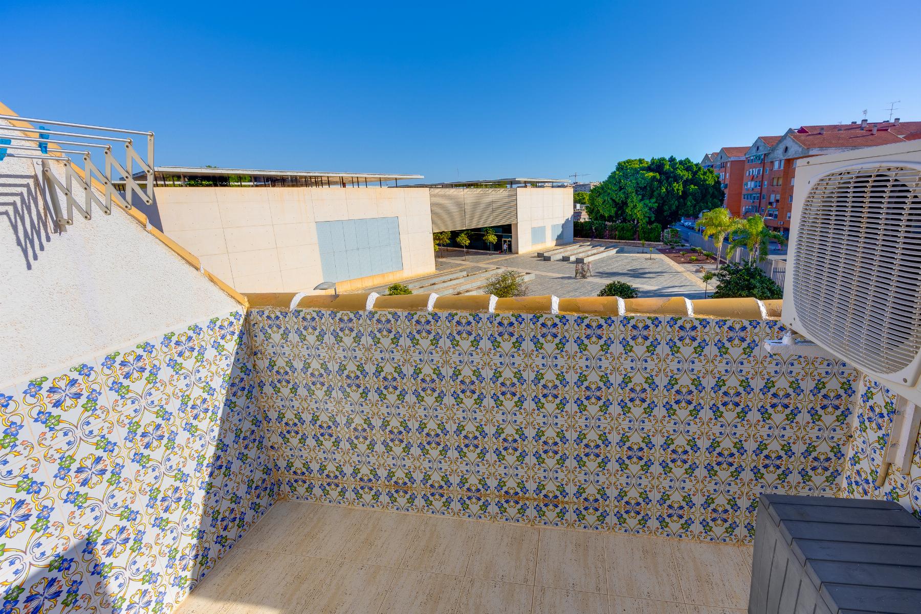 PENTHOUSE SE 2 LOŽNICEMI, TERASOU, GARÁŽÍ A BAZÉNEM – ACEQUIÓN, TORREVIEJA
