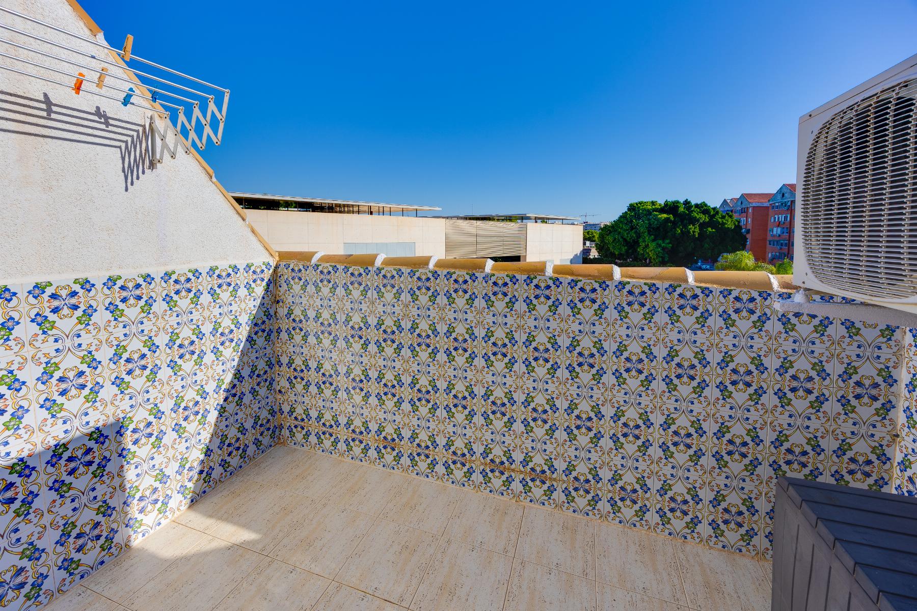 PENTHOUSE SE 2 LOŽNICEMI, TERASOU, GARÁŽÍ A BAZÉNEM – ACEQUIÓN, TORREVIEJA