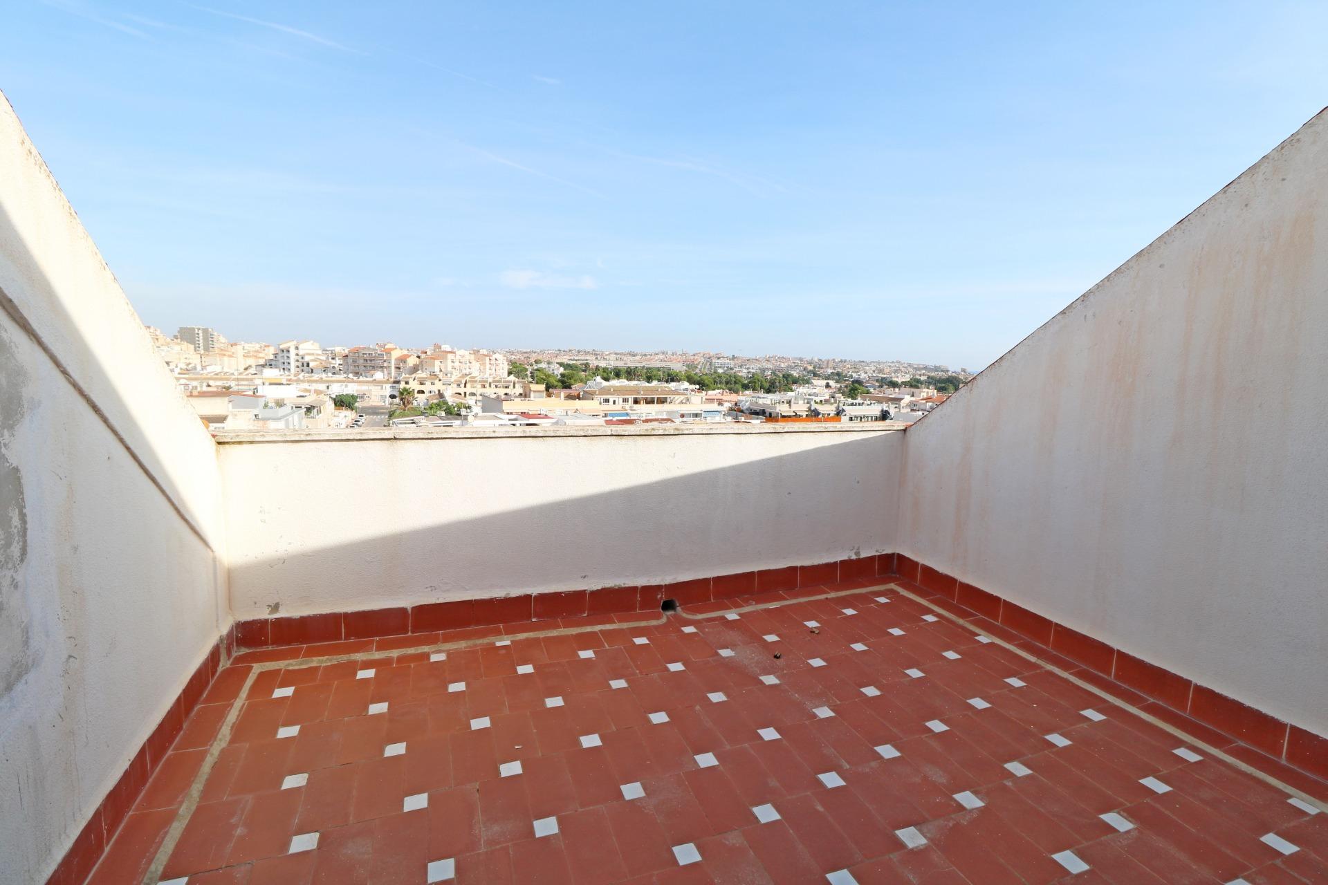 PENTHOUSE SE 3 LOŽNICEMI A ČTYŘMI TERASAMI – HABANERAS, TORREVIEJA